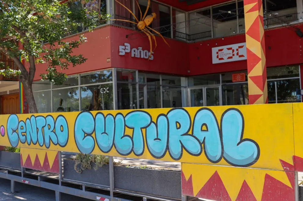 "Es muy difícil vivir del arte pero debemos ir detrás de esa búsqueda" comentan desde la comisión de CDC. Foto: Tania Domenicucci-ANR