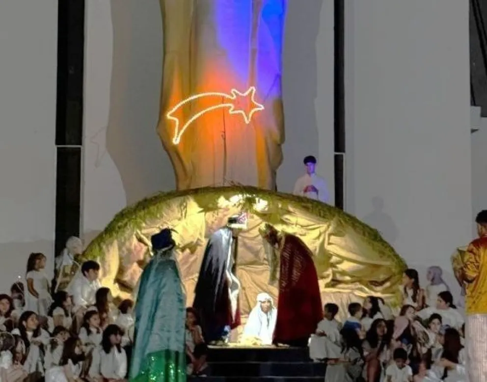 La representación del nacimiento reúne cada año a decenas de chicos y familias en el Santuario María Auxiliadora. Foto: Parroquia María Auxiliadora y San Miguel Arcangel