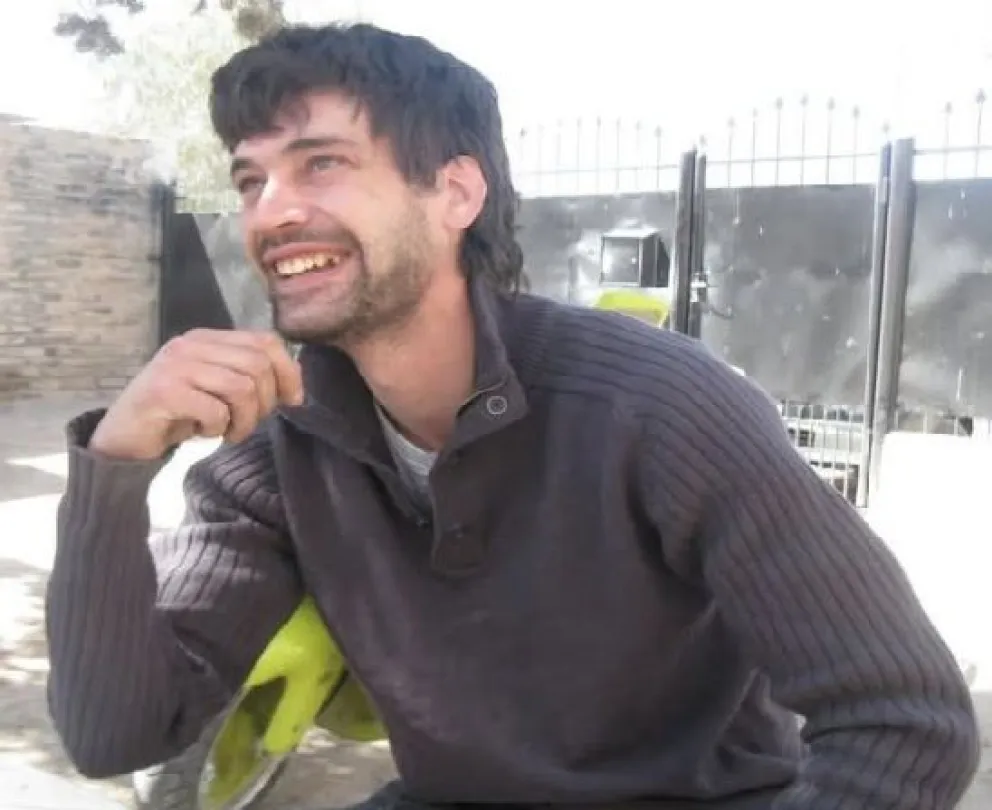 Javier Sati, de 41 años, murió este miércoles luego de permanecer internado con graves quemaduras tras el incendio ocurrido en el barrio La Martina. Foto: Gentileza