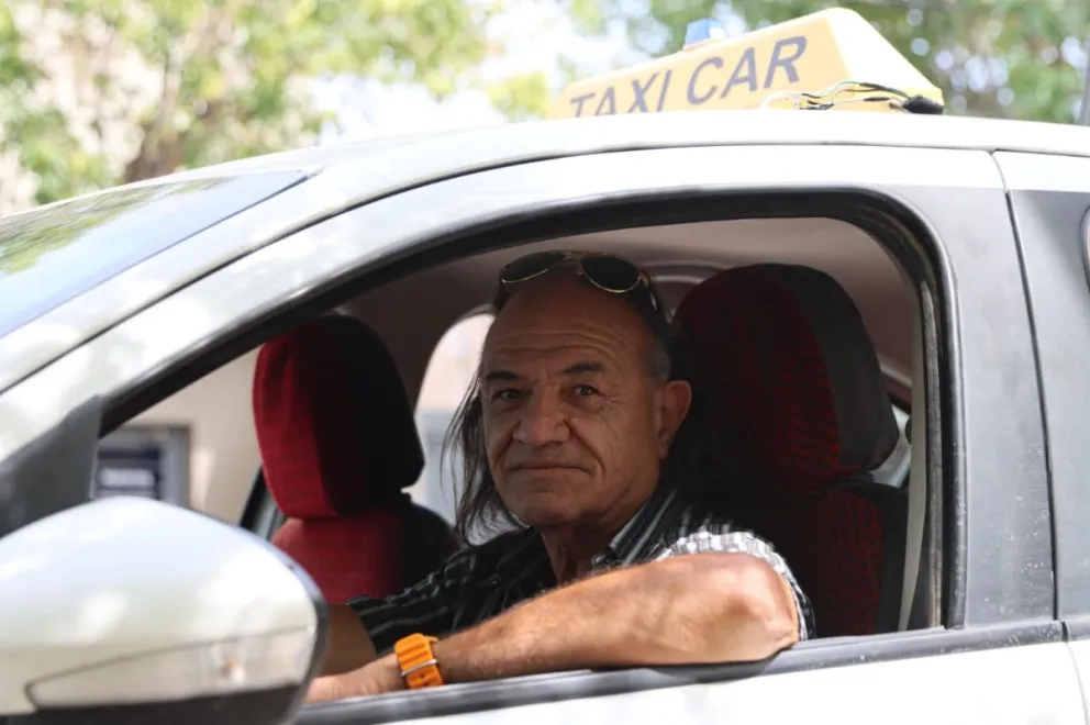 Los taxistas afirman que hace varios meses la jornada no les trae ganancias. Foto: Tania Domenicucci-ANR