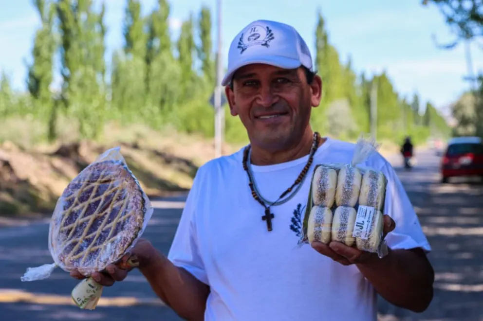 Jose comenta que su sueño, algún día, es tener un local. “Ya va a llegar” afirma. (Foto: Tania Domenicucci)