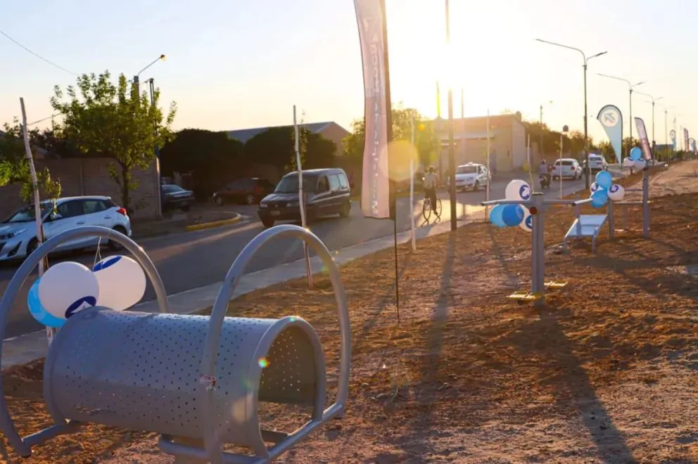 La estaci&oacute;n saludable cuenta con cuatro estructuras de ejercicios, instalados en un solo sector. Foto: Tania Domenicucci