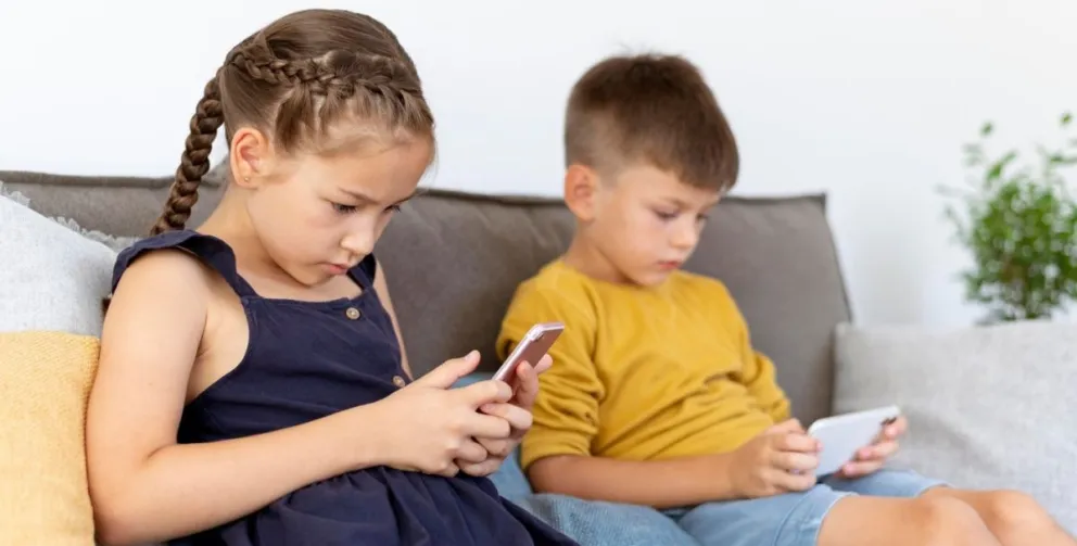 Existes una guía por edad sobre el uso de pantallas en menores. Foto: Gobierno de Río Negro. 