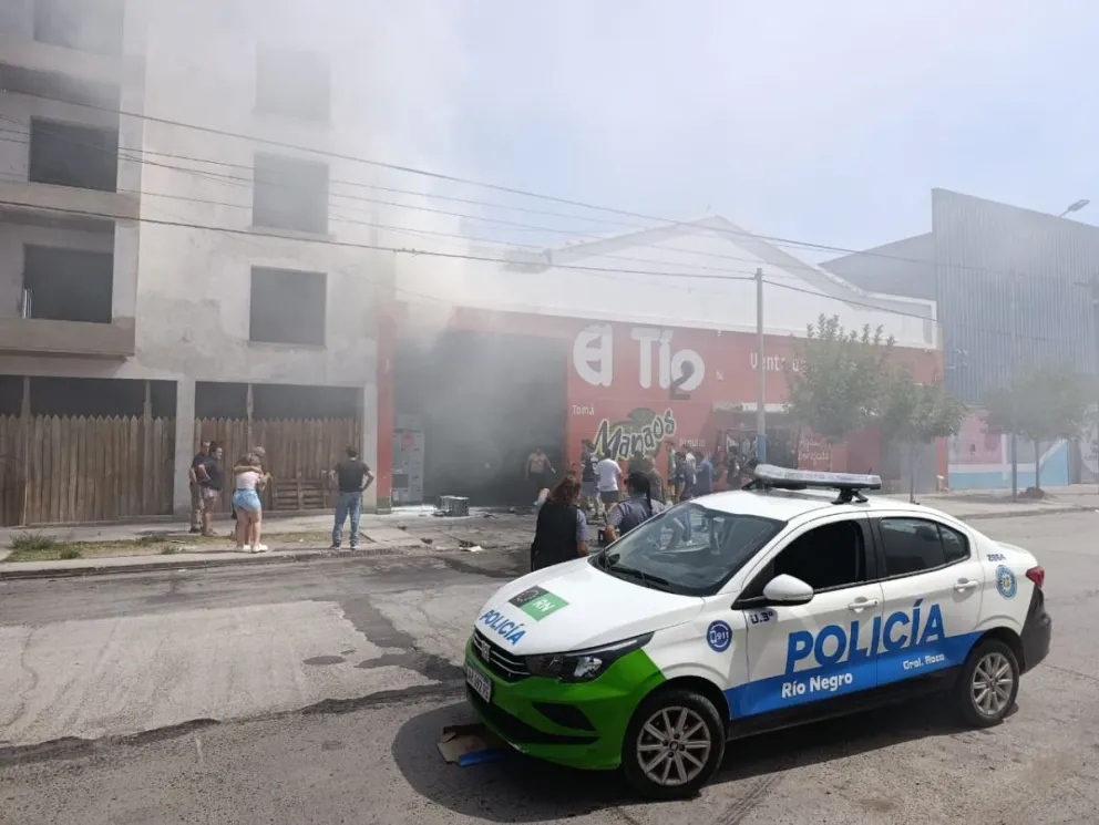 El rápido accionar de bomberos voluntarios evitó una tragedia. Foto: ANR