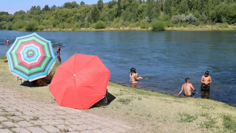 Es importante prevenir golpes de calor en niños pequeños y personas mayores. (Foto Tania Domenicucci)