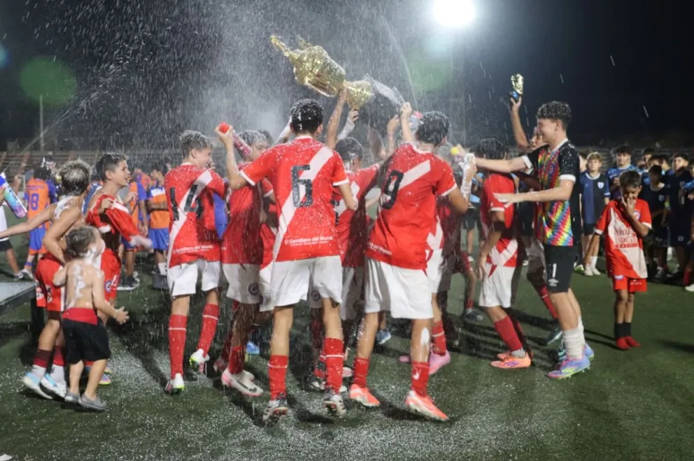 Las últimas dos ediciones del torneo infantil de la zona tuvo como campeones a equipos de Buenos Aires. Foto: Tania Domenicucci-ANR