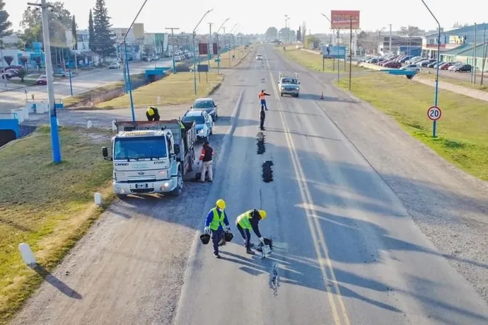 El pedido de la intendenta para que se arregle la Ruta 22, generó una reacción en los libertarios. Foto: redes
