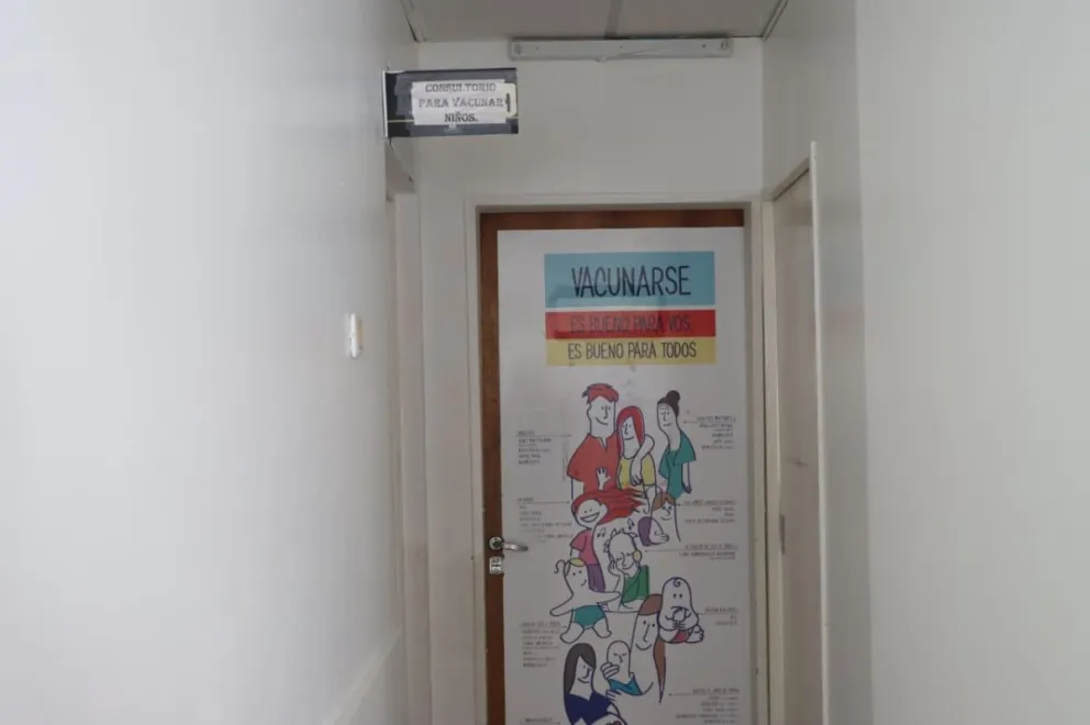 Desde el Vacunatorio del Hospital López Lima enfatizaron que "entre mayor sea la cobertura de vacunación, menor será el riesgo de contagio." (Foto: Tania Domenicucci. ANR)