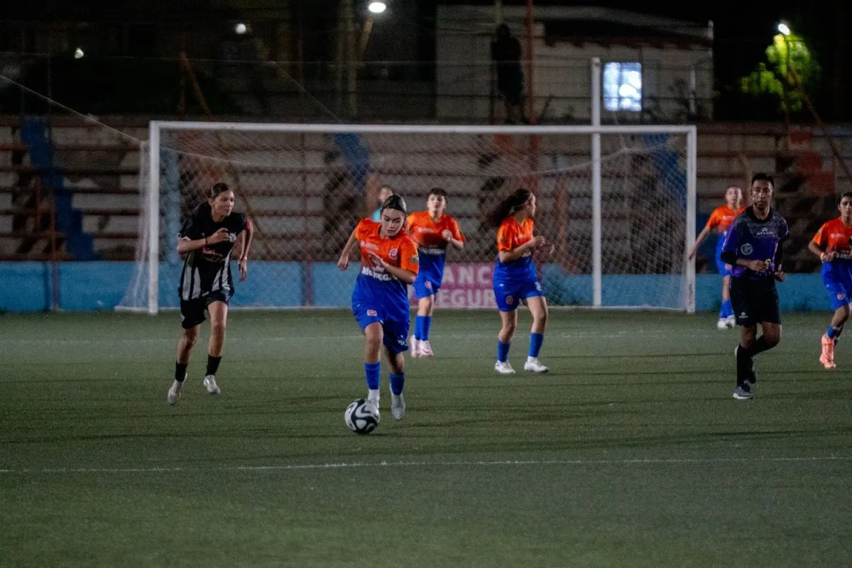 La final se disput&oacute; entre Deportivo Roca y Ferro de Neuqu&eacute;n. Foto: Organizaci&oacute;n Mundialito Femenino