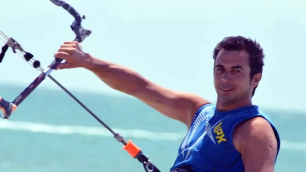 Alejandro “Wilbur” Aznar el roquense que se descompensó y murió mientras hacía kitesurf en la costa rionegrina. Foto: redes