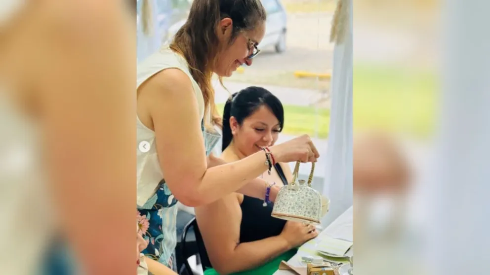 Sabrina inauguró su casa de té Desde la Raíz en 2025. Un lugar pensado para compartir con otros el ritual del té. Foto: gentileza