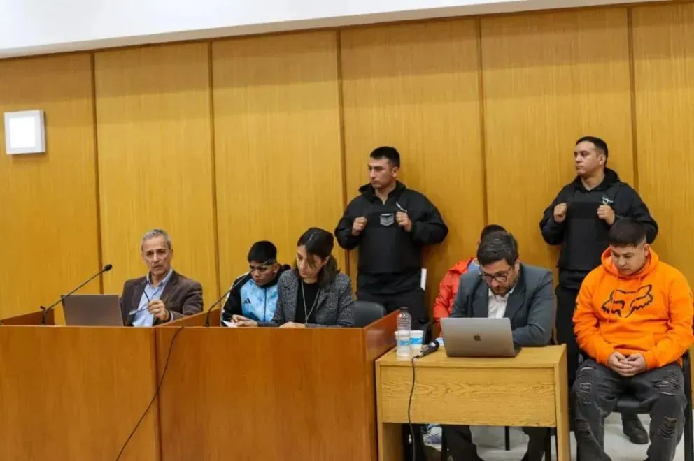 Imputados por la brutal golpiza a un menor a la salida de un boliche en Roca. El juicio por el caso comenzará el 9 de junio. Foto: Tania Domenicucci-ANR