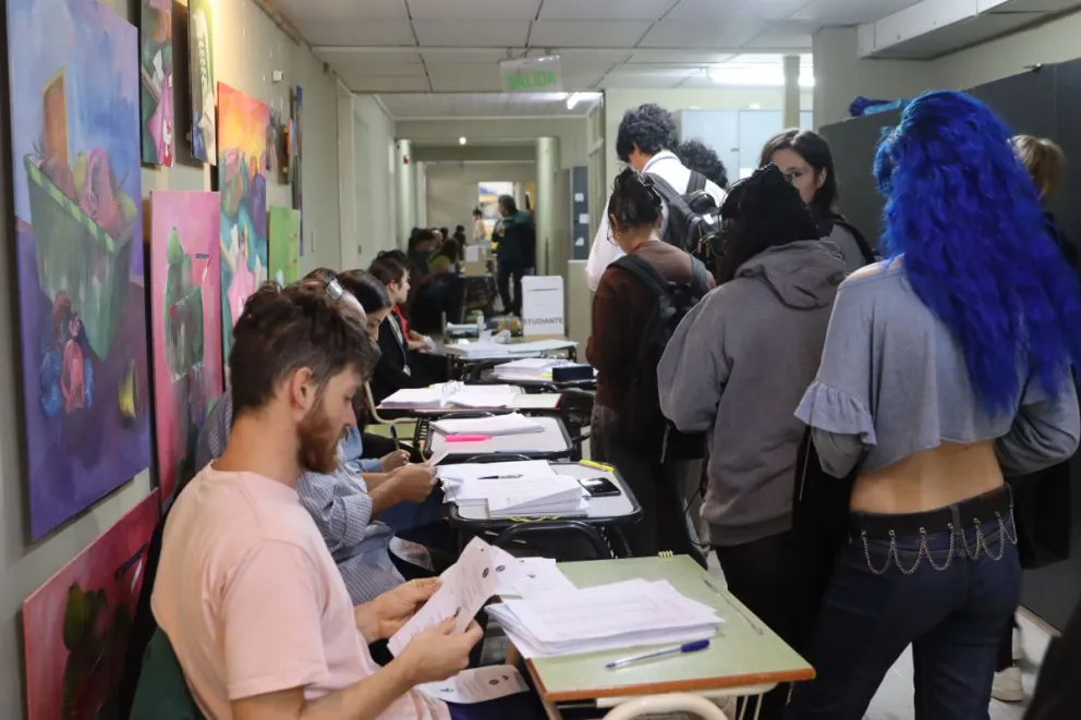 Según explicaba el actual rector Blanes, la postura de "La Unión" en las elecciones fue de "paz" y evitando roces con otras agrupaciones. Foto Tania Domenicucci-ANR