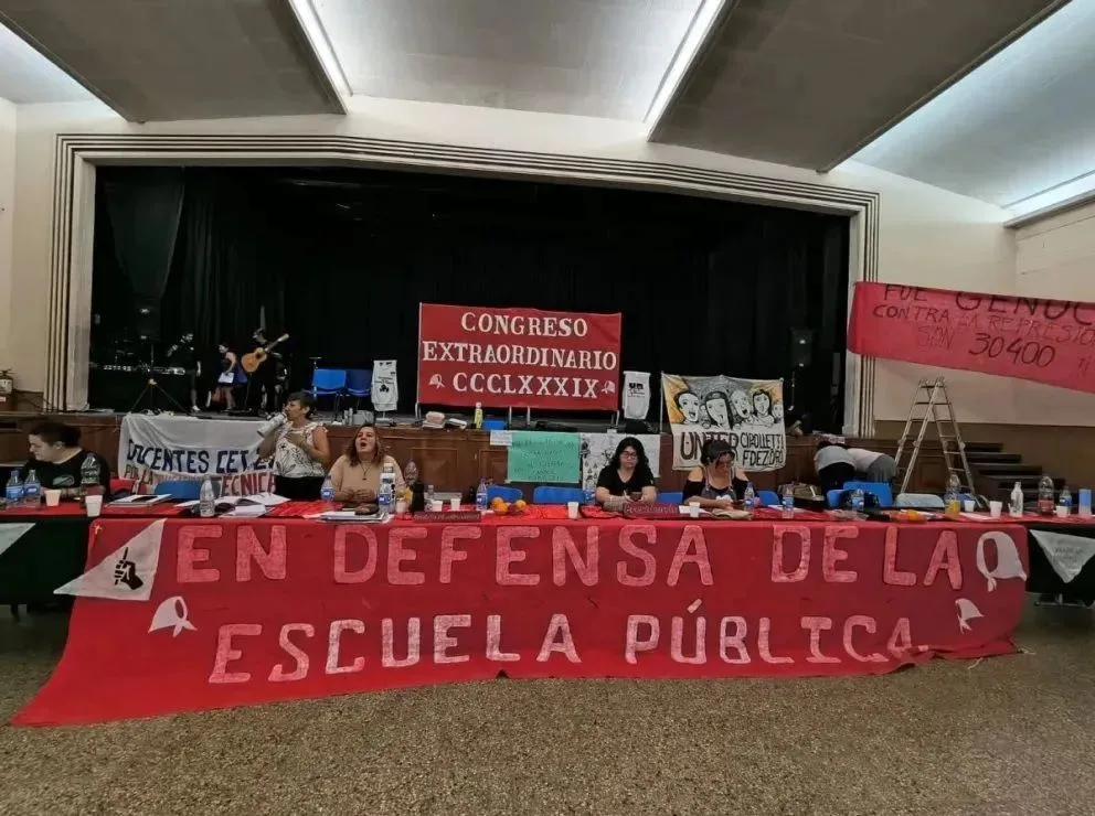 El congreso docente debe definir si acepta o no la propuesta. Foto archivo.
