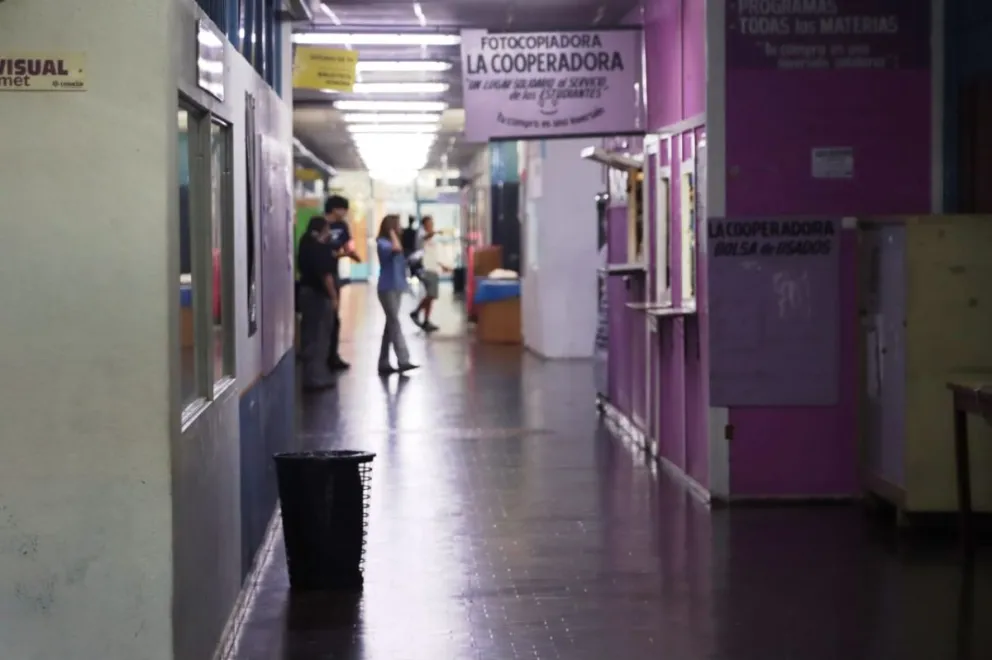 Las carreras que se dictan en la ciudad incluyen Arquitectura, Diseño de Interiores y Mobiliario, Diseño Industrial, Abogacía, Comunicación Social, Licenciatura en Musica y muchas más. Foto Tania Domenicucci-ANR