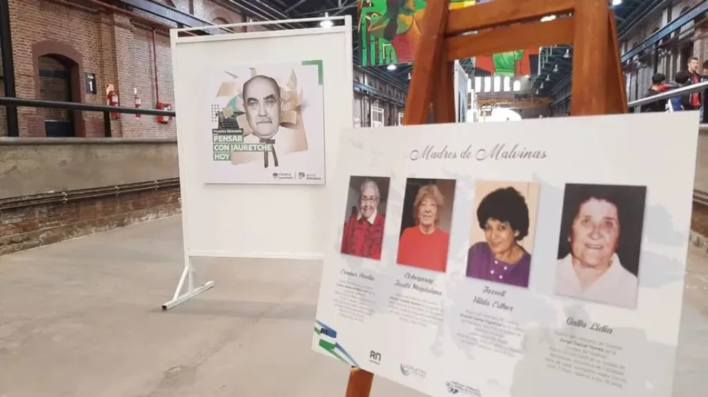 La muestra "Madres de Malvinas" pertenece al Observatorio Malvinas Argentinas de la Legislatura de Río Negro y la Dirección Provincial de Veteranos de Guerra de Malvinas. (Foto: Gentileza)