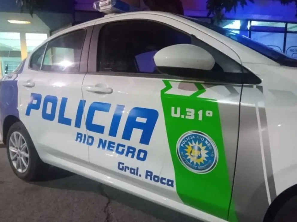 El joven fue detenido tras una persecución que se inició en Mendoza y Canal Grande y finalizó en Guatemala y Río Negro, con intervención de la Brigada Motorizada. Foto cortesía Policía de Rio Negro
