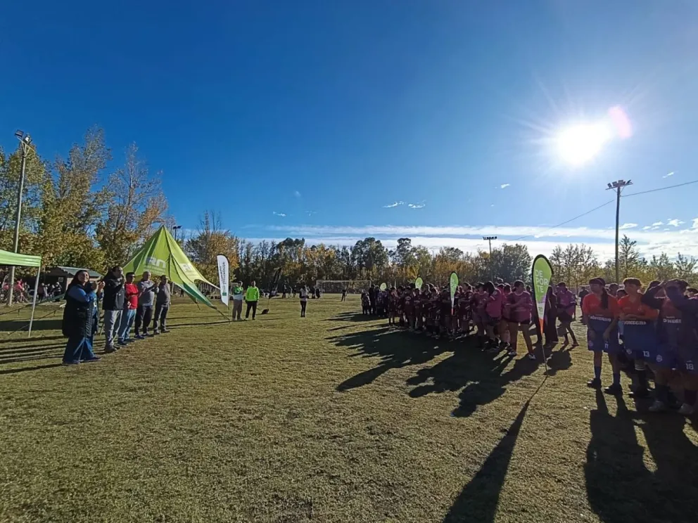 El torneo inició con una gran asistencia de equipos de la ciudad. Foto: Tania Domenicucci