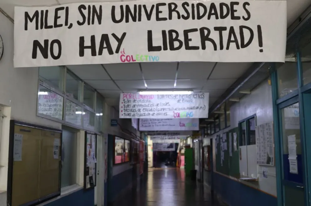 “Cada vez tenemos más renuncias de docentes y esto repercute en el desarrollo de las cursadas" afirmaron autoridades de las universidad públicas de Roca. Foto Tania Domenicucci-ANR