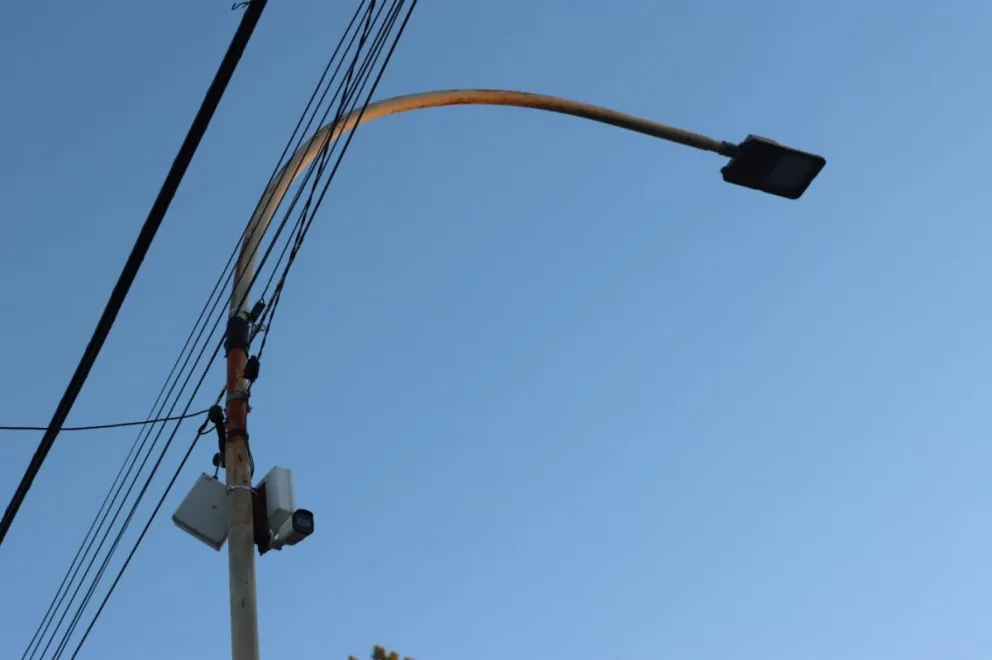 El sistema de fotomultas está siendo cuestionado por vecinos que piden que se deje sin efecto. (Foto: Tania Domenicucci. ANRoca)