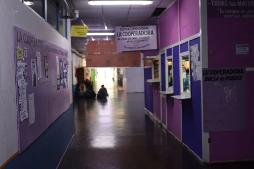 “Cada vez tenemos más renuncias de docentes y esto repercute en el desarrollo de las cursadas" afirmaron autoridades de las universidad públicas de Roca. Foto Tania Domenicucci-ANR