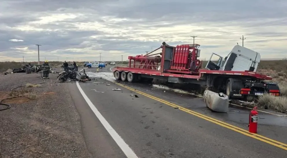 El joven de 24 murió al colisionar su auto en choque frontal contra un camión petrolero. (Foto: Gentileza)