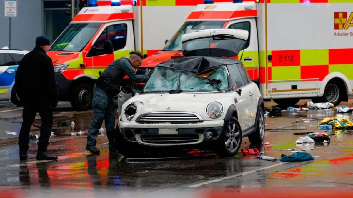 Alemania: un auto atropelló una multitud y mató a dos personas | ANR