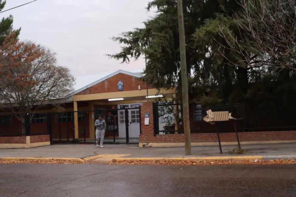 El regreso a clases tras el receso invernal estará afectado por un paro de 48 horas convocado por Unter y ADIUPA en reclamo de mejoras salariales. Foto Tania Domenicucci-ANR