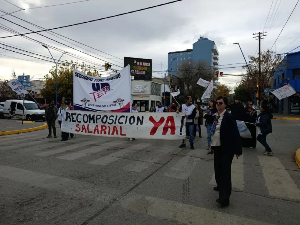 La convocatoria docente se realizará este lunes 3 de agosto en todo el país y tendrá adhesión de UnTER en Río Negro. Foto Tania Domenicucci-ANR