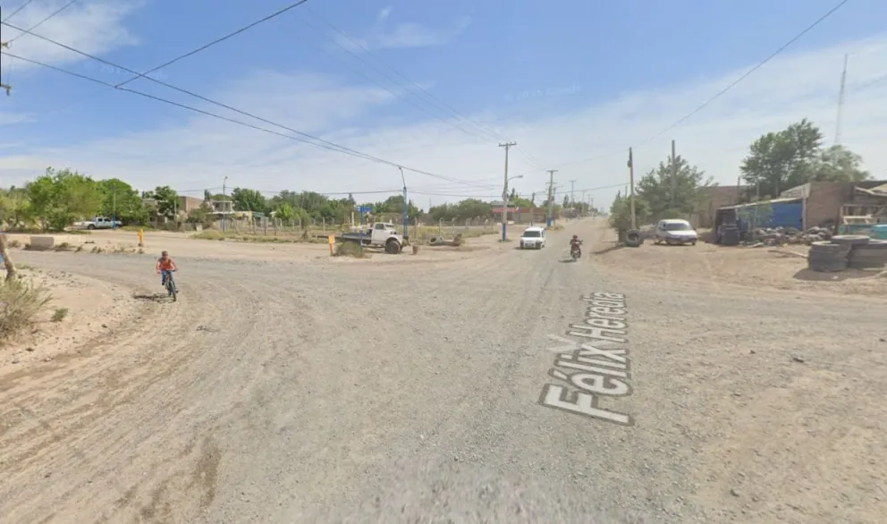 El accidente ocurrió en el acceso principal al barrio J.J Gómez, en una de las esquinas más reconocidas. Foto: ANR