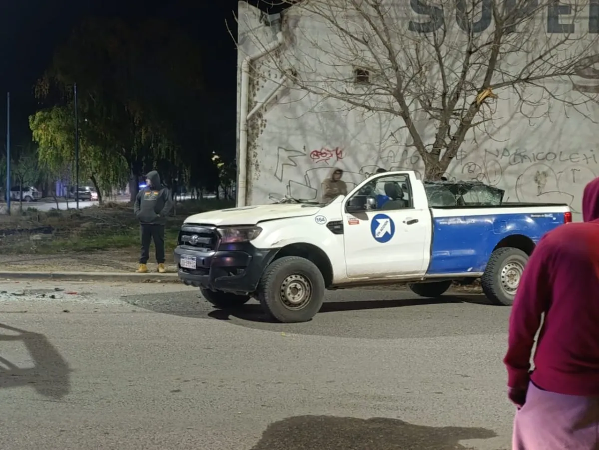 A pesar de la violencia del impacto, no hubo personas heridas ni traslados al hospital L&oacute;pez Lima. Foto:  Gabriel Manriquez