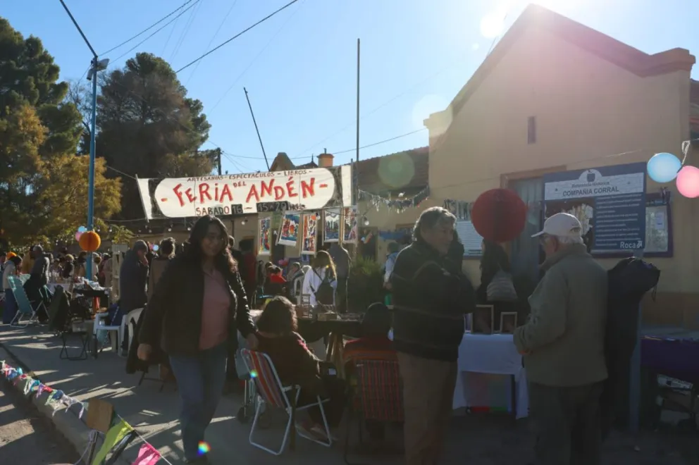 La Feria del barrio festeja su aniversario con una jornada llena de propuestas para toda la familia. (Foto: Tania Domenicucci. ANR)