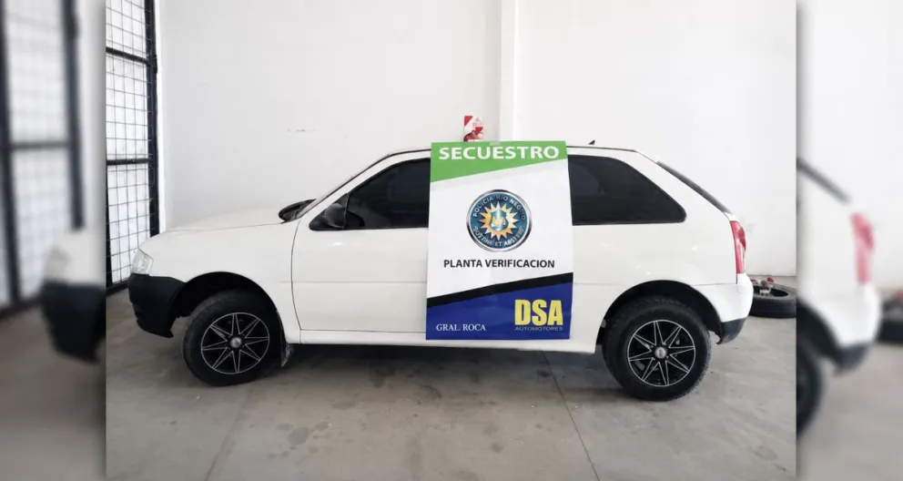 El vehículo tenía un pedido de secuestro vigente desde 2013 y fue detectado durante una verificación policial. Foto: Policía de Río Negro