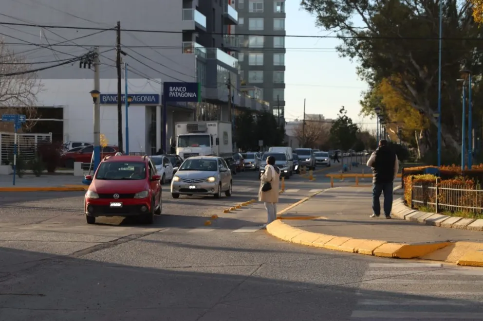 La CAIC difundió información sobre el feriado del lunes 17 de agosto y aclaró qué sucede con la apertura de los comercios y el pago a quienes trabajen durante la jornada. Foto Tania Domenicucci-ANR