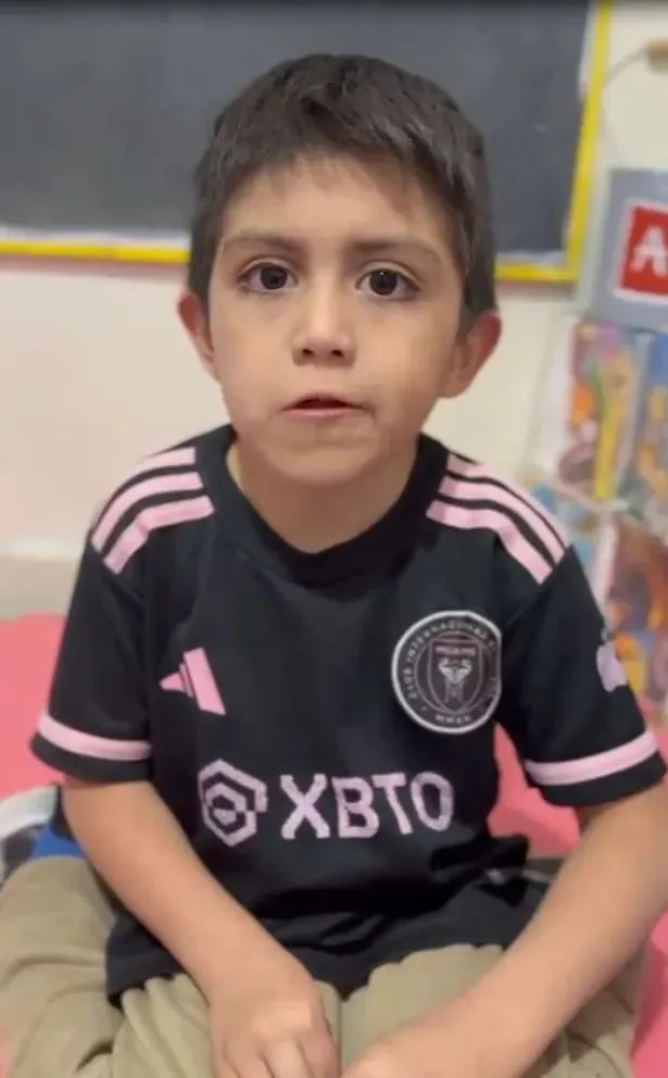 La comunidad educativa de Cervantes ya habilitó una cuenta solidaria para recibir aportes destinados a la cirugía y el tratamiento que necesita Máximo. Foto gentileza