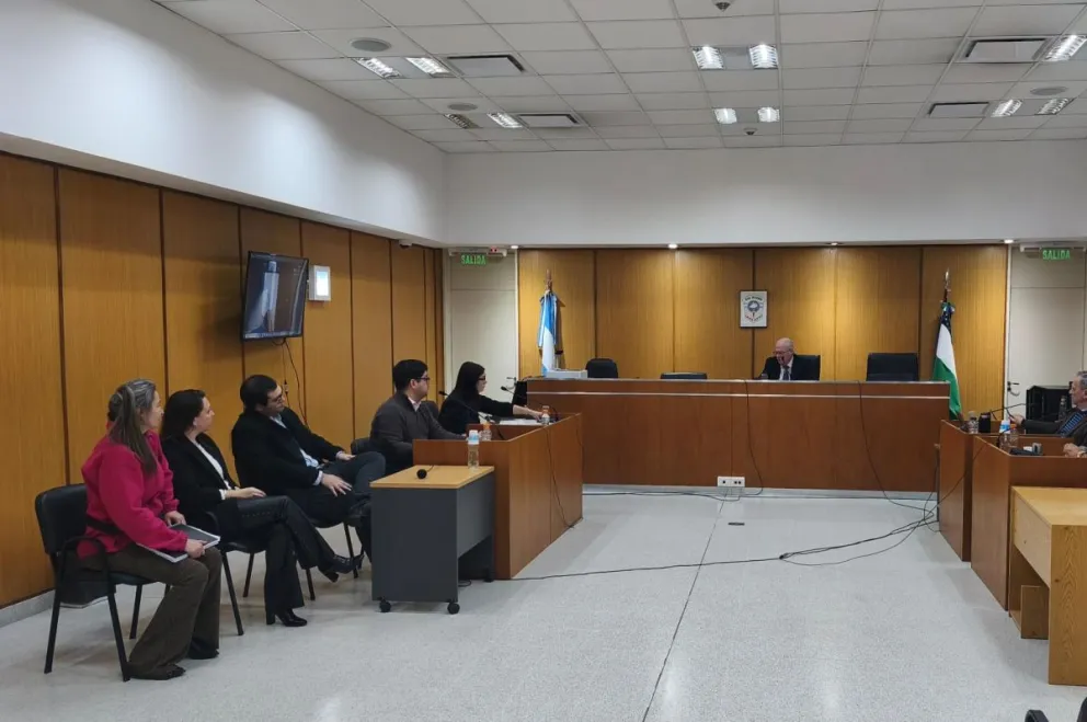 La pareja acumula 14 denuncias por personas presuntamente damnificadas en operaciones con vehículos. (Foto: gentileza)
