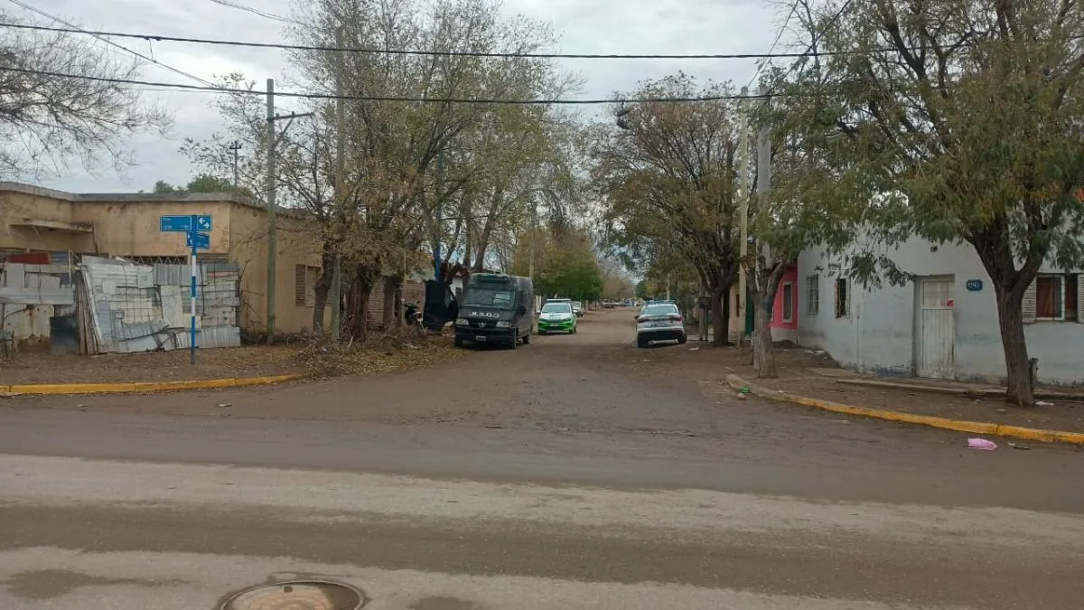 La causa ya tiene una mujer detenida y busca determinar la participaci&oacute;n de otras personas en el asalto. Foto: Tania Domenicucci.