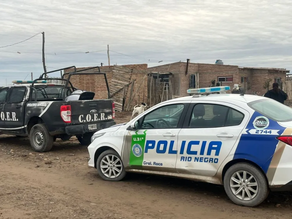 De los cuatro allanamientos realizados la mañana de hoy, tres dieron resultados positivos y agregaron nuevos elementos a la investigación. Foto gentileza Policía de Rio Negro