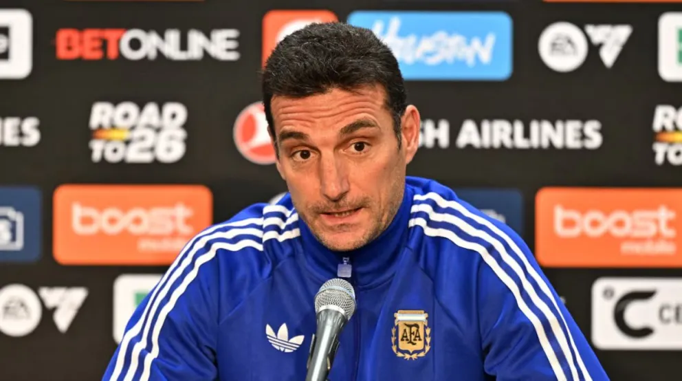 Lionel Scaloni durante la conferencia de prensa.