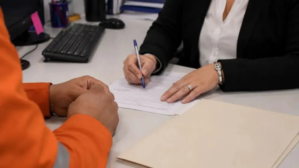Trabajadores podrán acceder a asesoramiento laboral y orientación para la búsqueda de empleo. Foto: Gobierno de Río Negro.