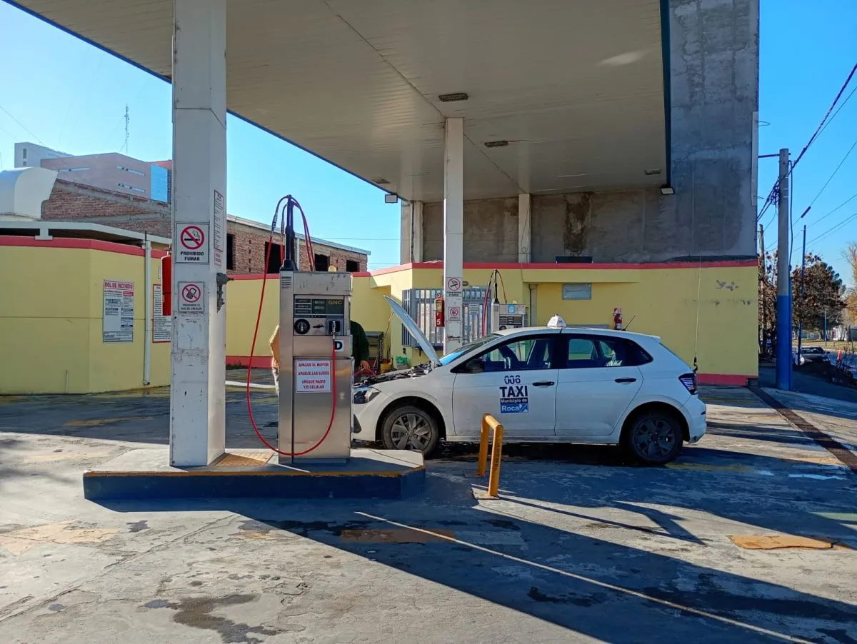 La carga de GNC en Roca no se ve afectada. Foto: ANR