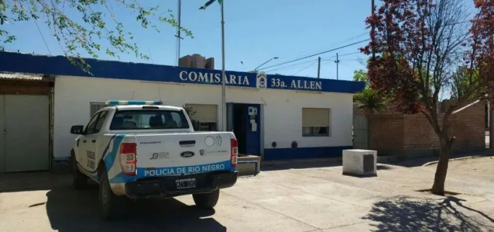 Uno de los intentos de robo fue frustrado por policías de la Comisaría 33 de Allen. Foto gentileza 