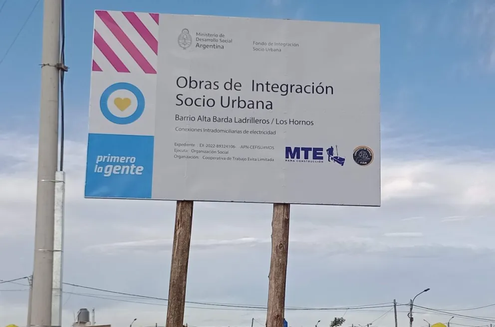 En Roca, barrios de Roca quedaron con obras de integración y urbanización inconclusas.