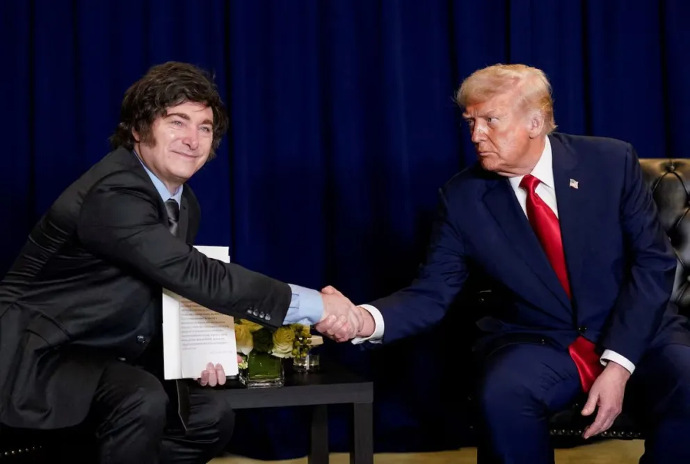 Javier Milei junto a Donald Trump. 