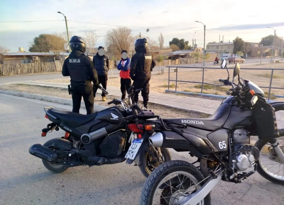 La moto fue recuperada durante un control realizado por efectivos de la Brigada Motorizada de Apoyo (BMA). Foto: gentileza.