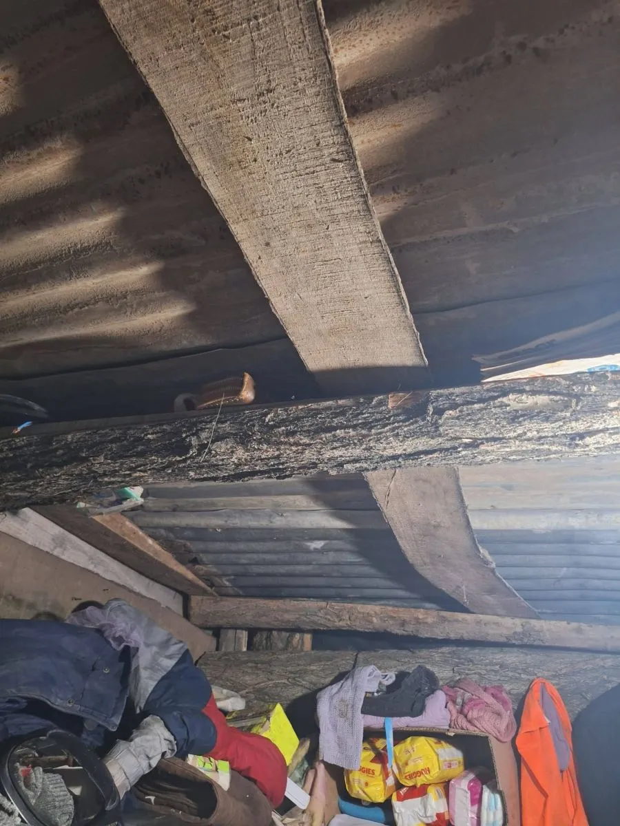 El techo de la peque&ntilde;a vivienda. Foto: gentileza