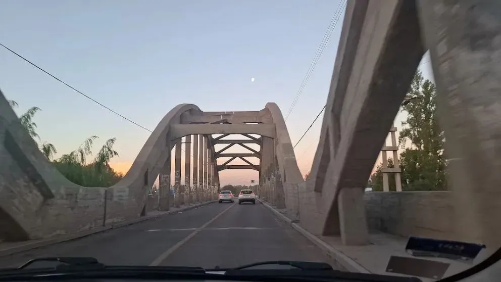 Los Puentes Carreteros son la principal vía de ingreso a la capital neuquina. 