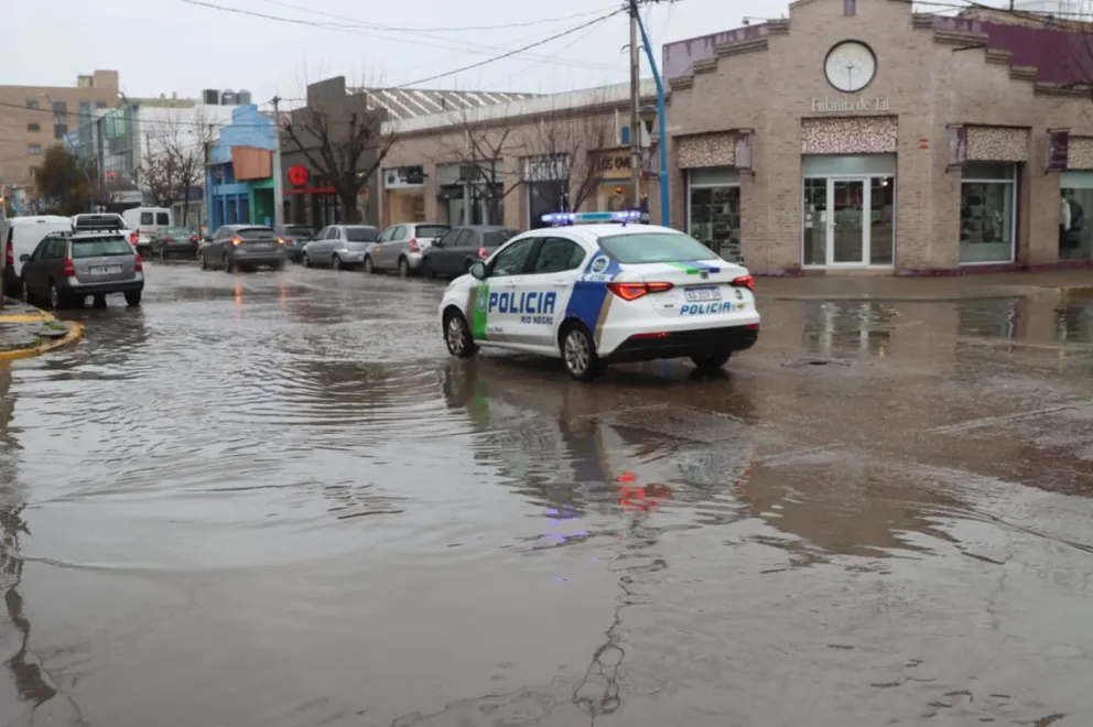 En el centro de la ciudad hay varias calles inundadas. Foto Tania Domenicucci