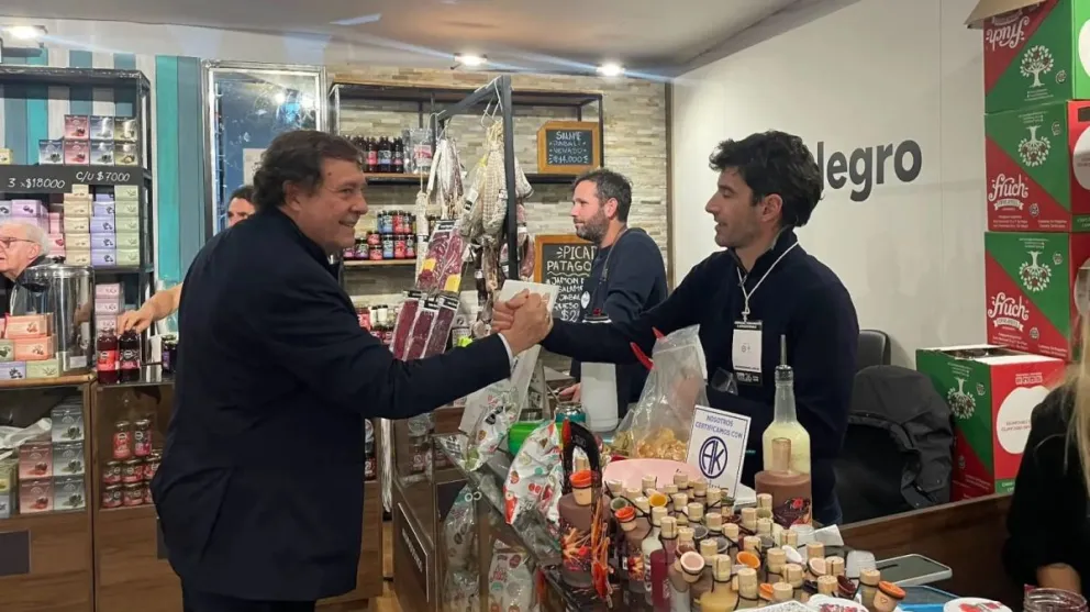 El gobernador destacó que la calidad e identidad de la producción rionegrina agroalimentaria, está construida junto a sus productores. (Foto. Archivo)

