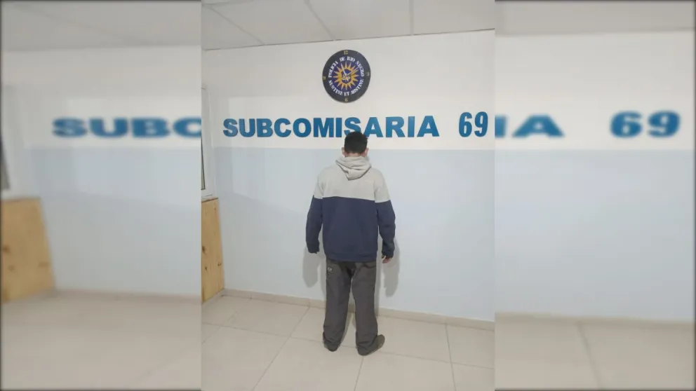 El hombre quedó detenido por disposición de la fiscalía de turno. Foto: Policía Río Negro